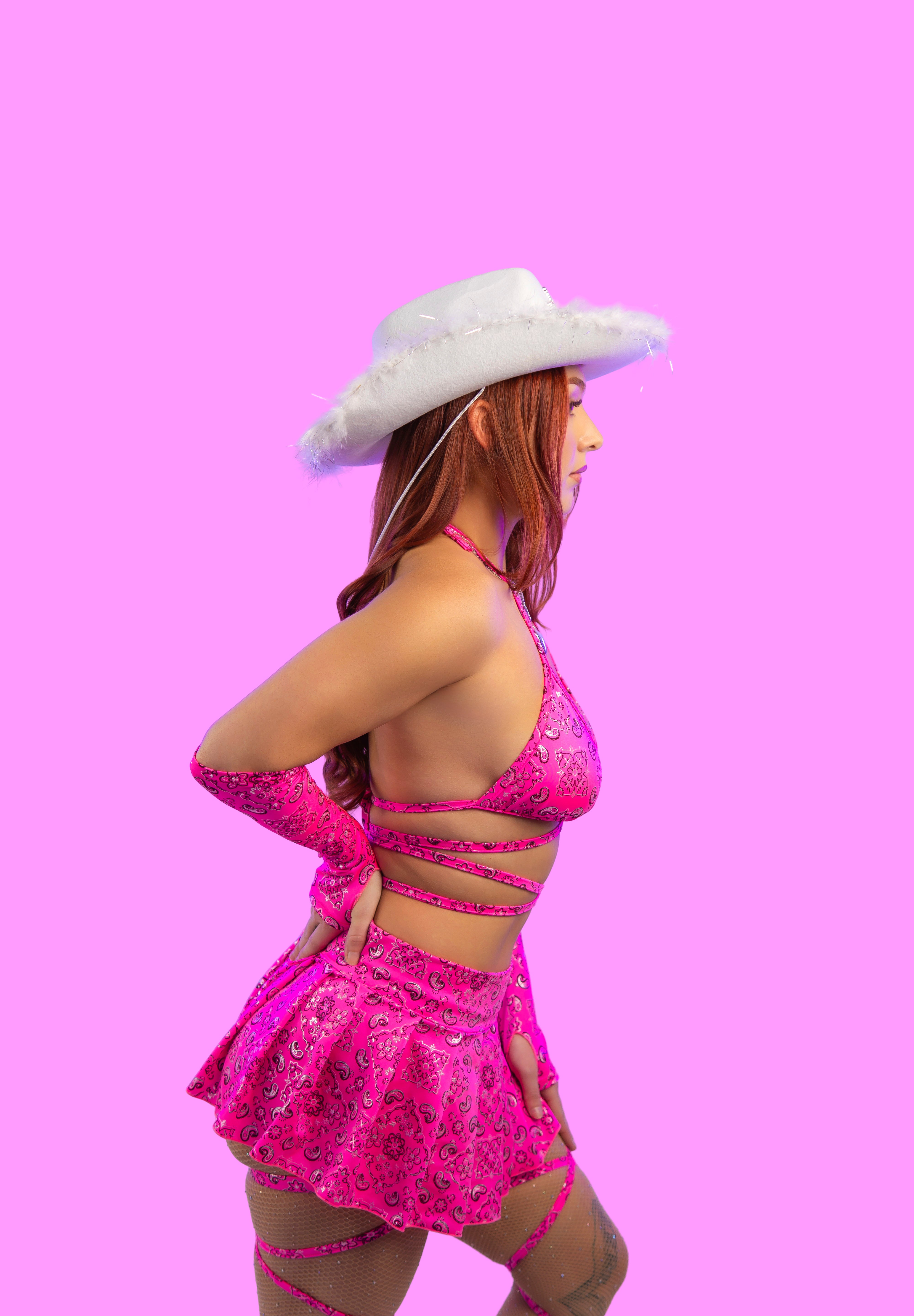 HOT SHOT TRIANGLE TOP