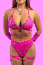 HOT SHOT TRIANGLE TOP