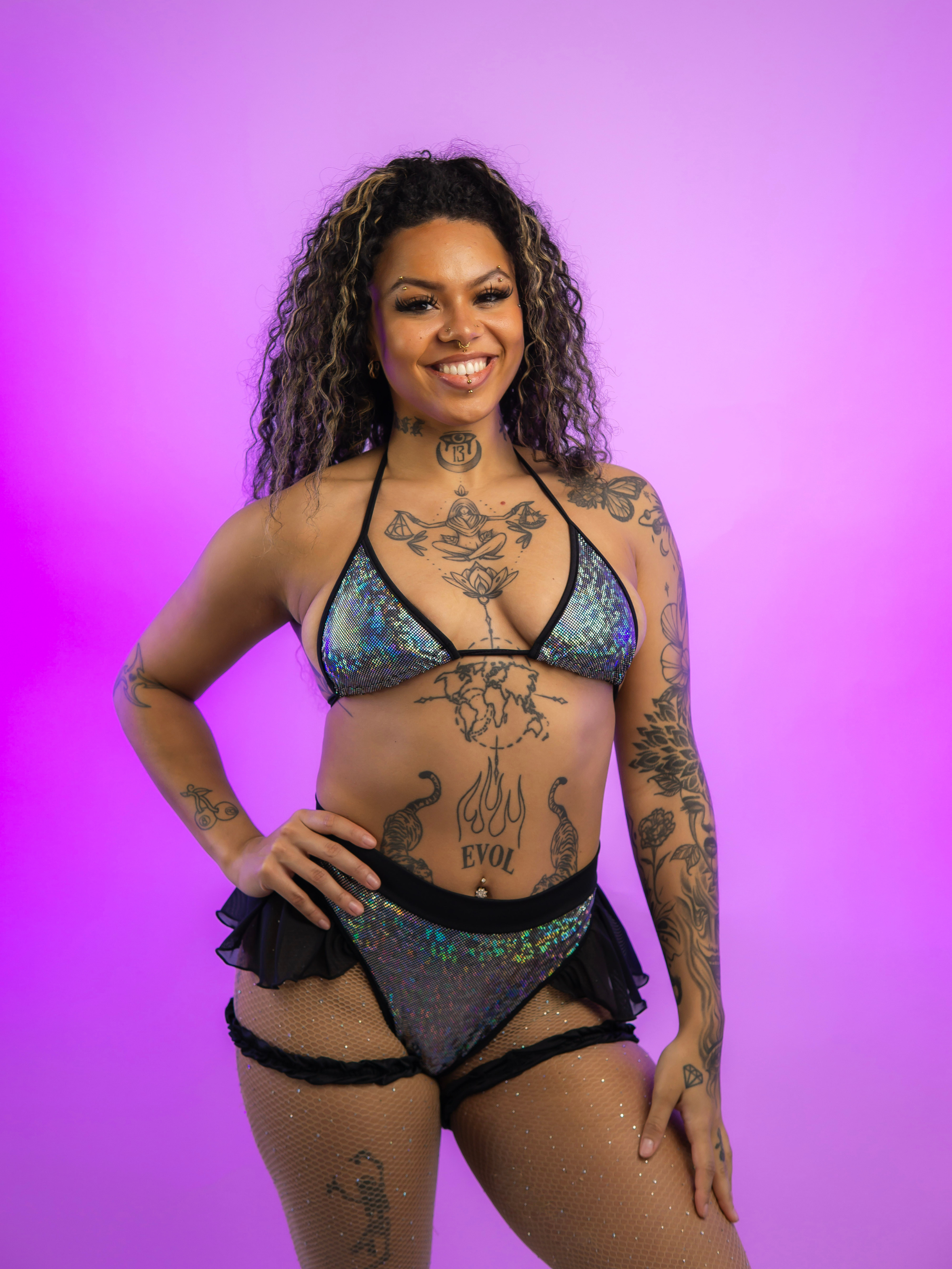 BLACK ICE TRIANGLE TOP