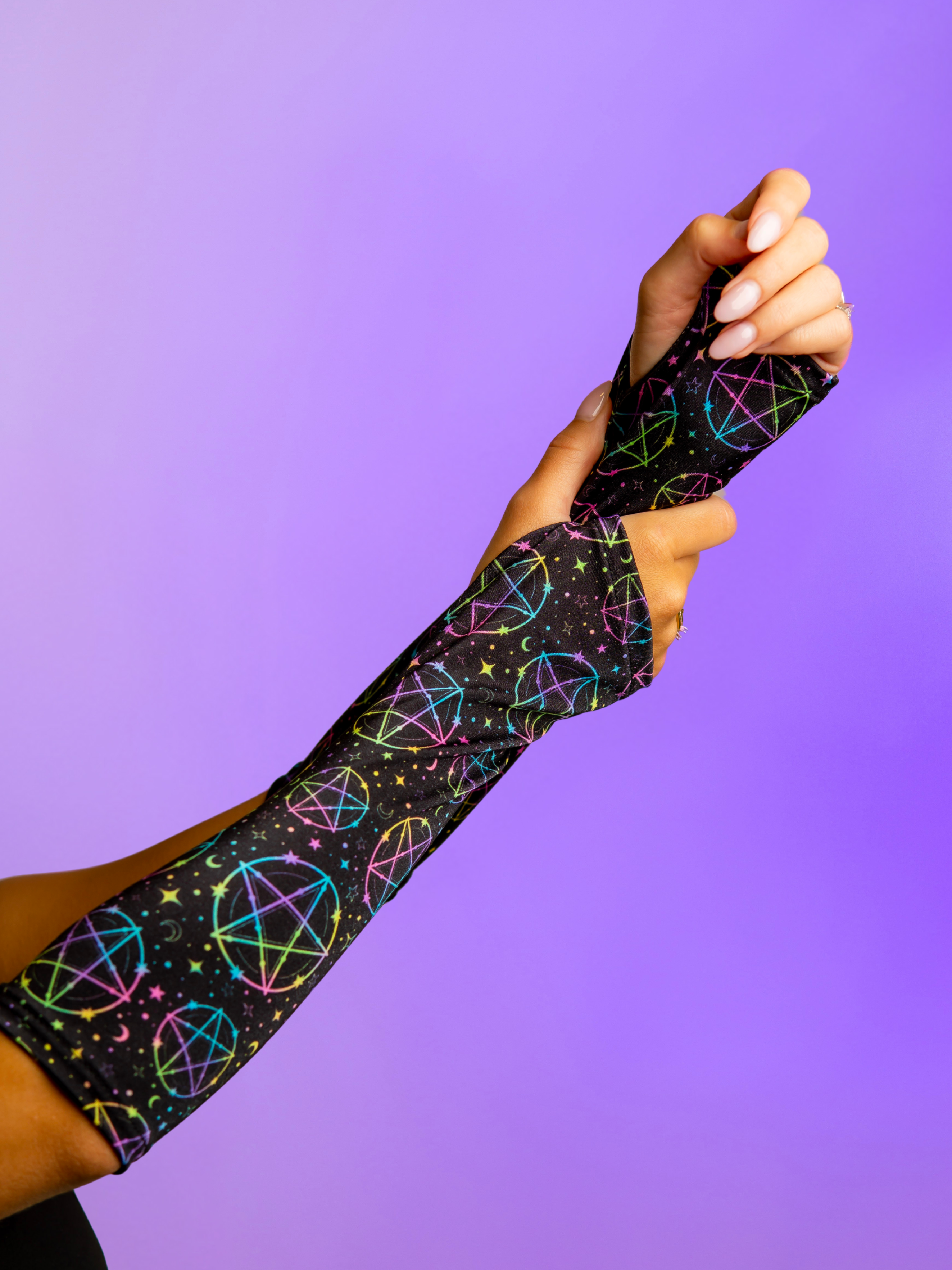 CELESTIAL GLOVES