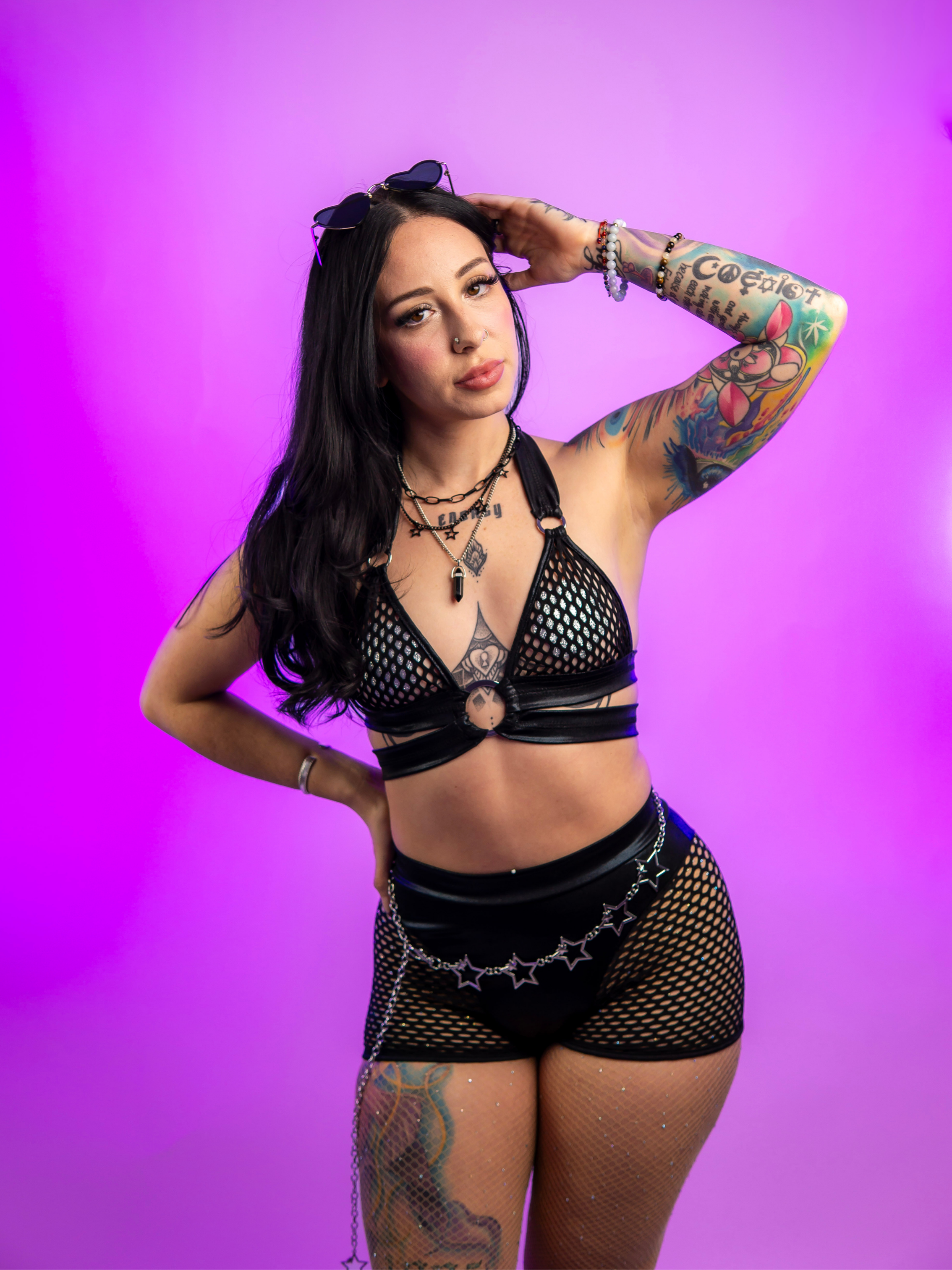 NO MERCY TRIANGLE TOP