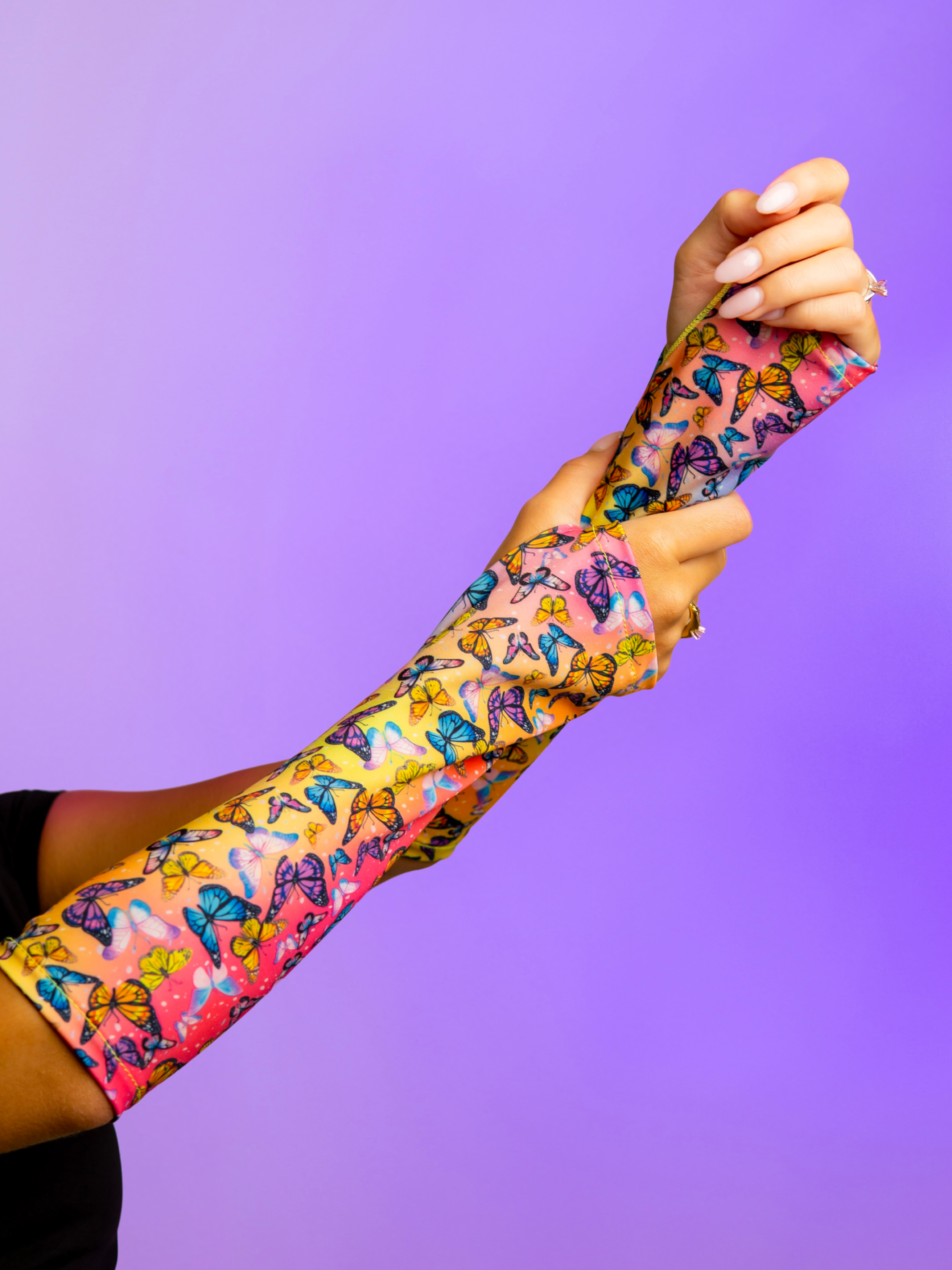 TOXIC FLUTTER GLOVES