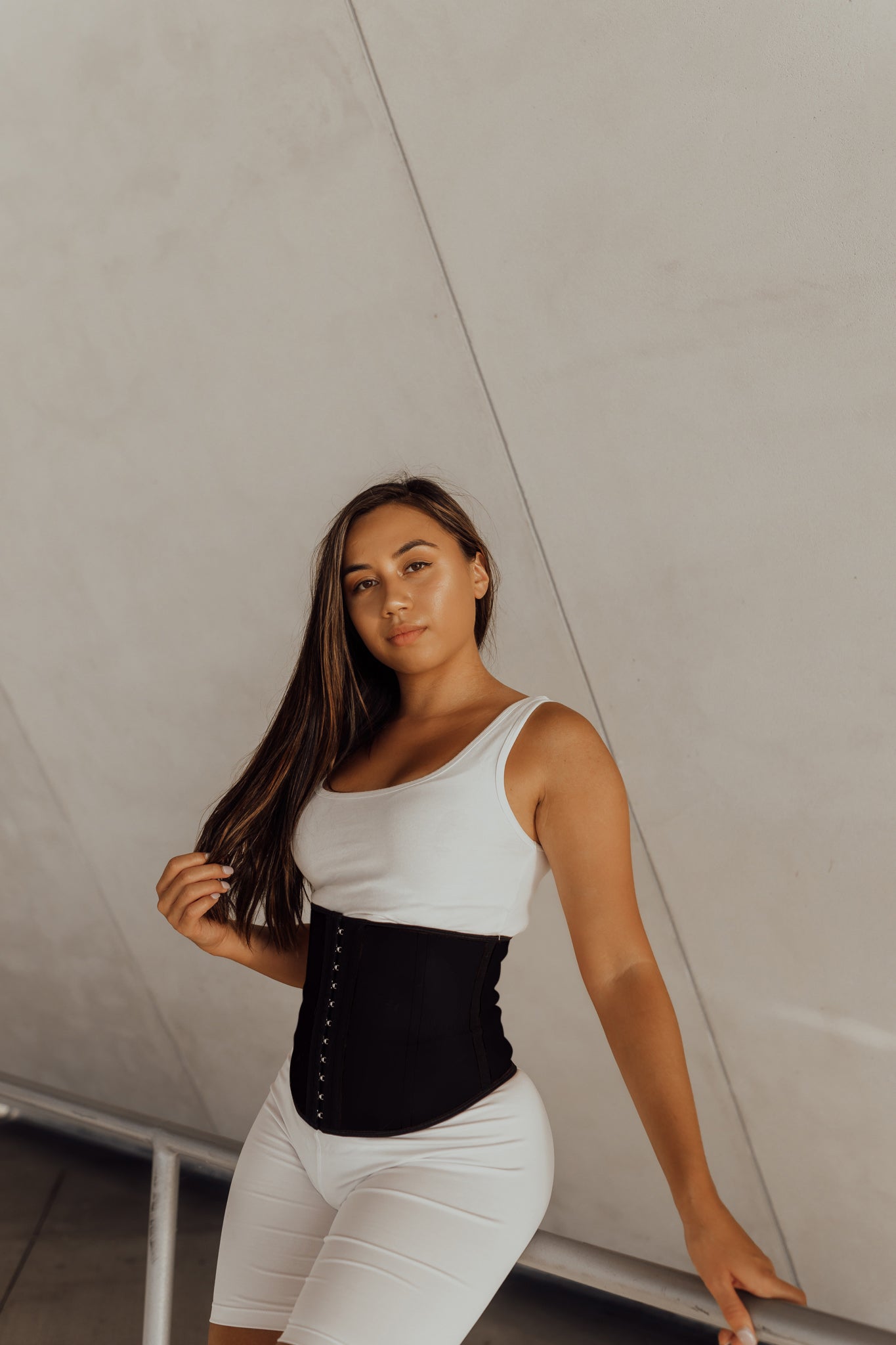 Classic Black Waist Trainer – GET RAVY